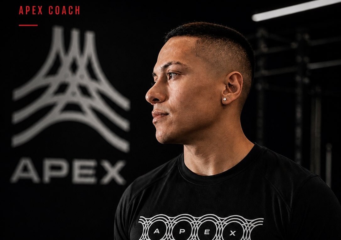 Coach Hector de APEX